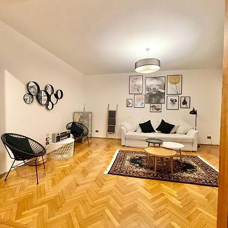 Апартаменти Residenza Xxx Aprile Мерано Екстер'єр фото
